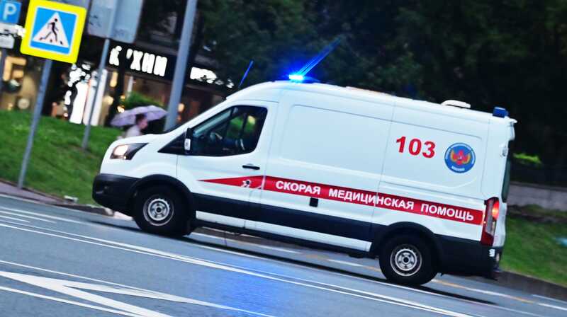 Рабочий умер после падения с крыши в Нижнем Новгороде
