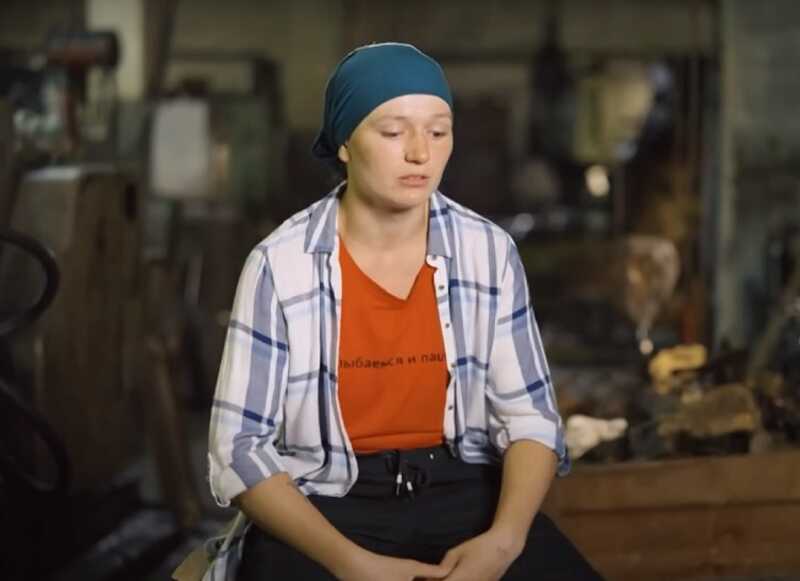 Участница шоу "Пацанки" Юлия Михайлова выпала с 22-го этажа многоэтажки в Рязани