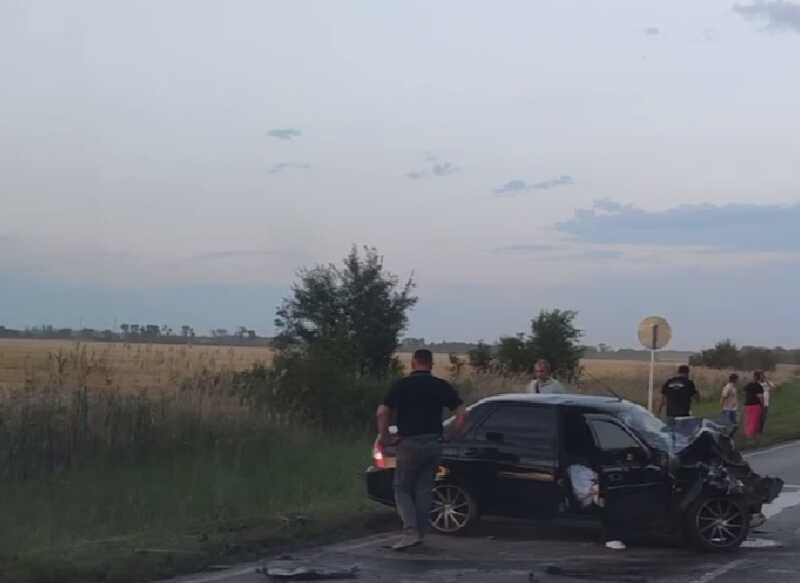 Восемь человек погибли в ДТП в Ростовской области
