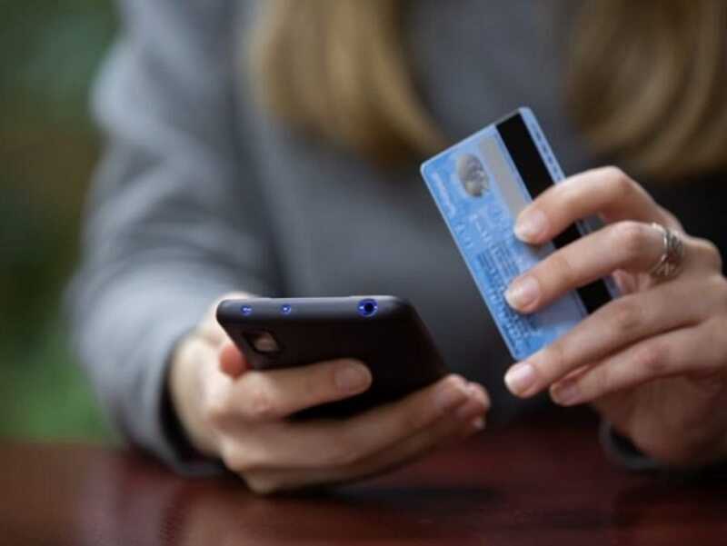 Жительница Томской области поверила аферистам и лишилась 98 тысяч рублей