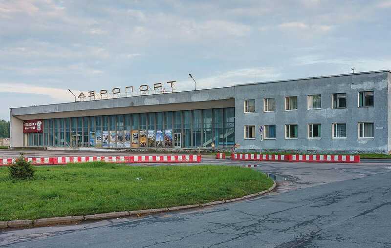 По предварительным данным, в атаке на псковский аэропорт участвовало более 10 беспилотников