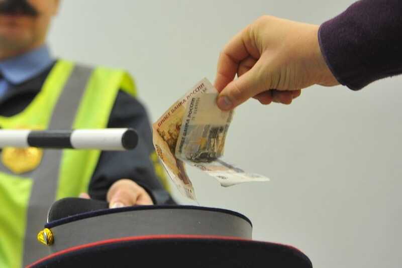 В российском регионе задержан начальник отделения ГИБДД за взятку