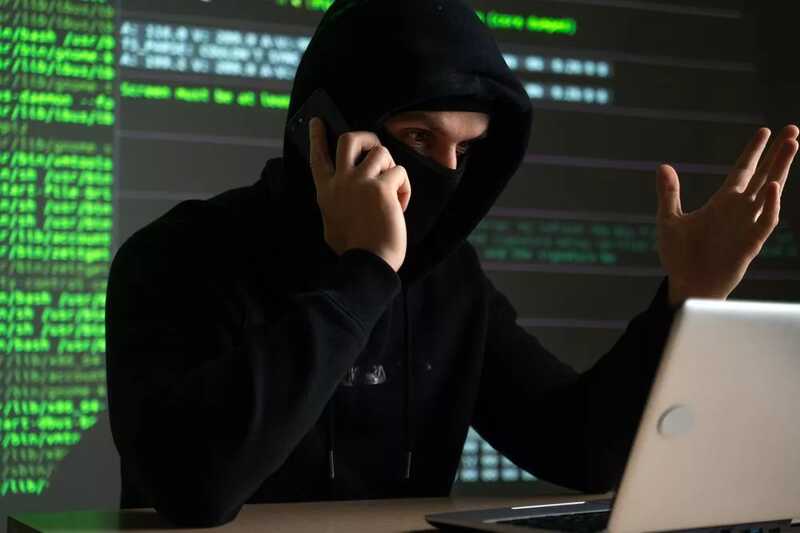 Телефонные мошенники нанесли урон жителям Свердловской области на 1 млрд рублей