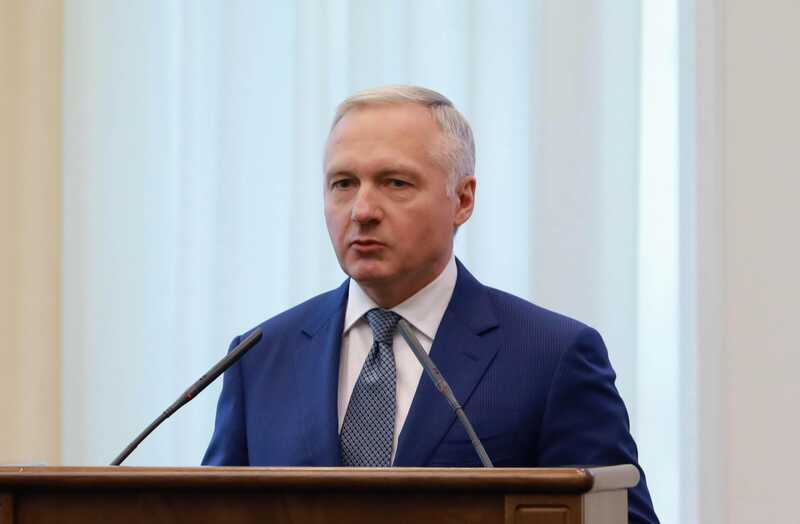 Чиновников хотят поставить «на счетчик» на 740 млн рублей