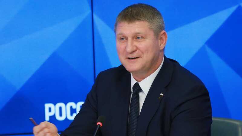 Российский депутат пригласил Маска в Крым