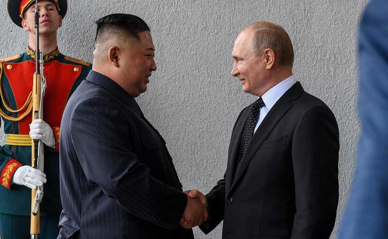 Кремль: глава КНДР Ким Чен Ын посетит Россию по приглашению Владимира Путина