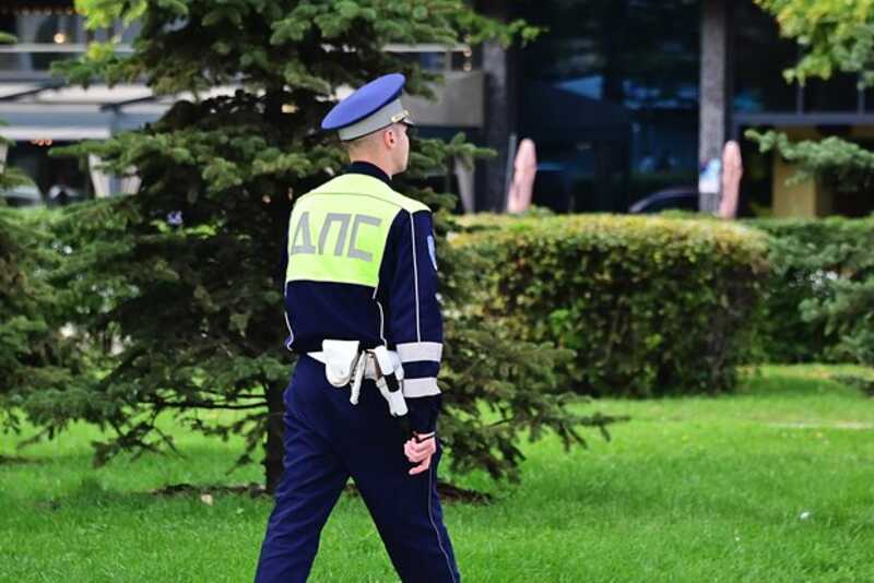Гаишника осудили на восемь лет за взятки в 35 миллионов рублей