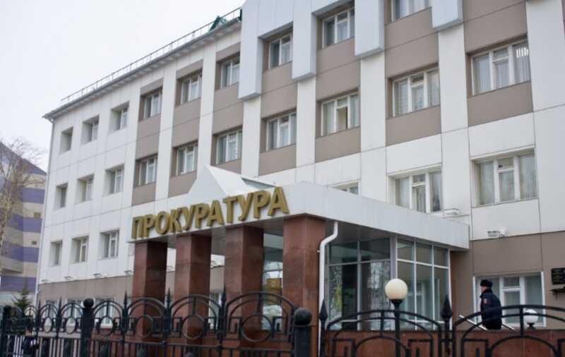 Суд в ХМАО ужесточил до 10 лет колонии наказание экс-главе МУПа за взятки
