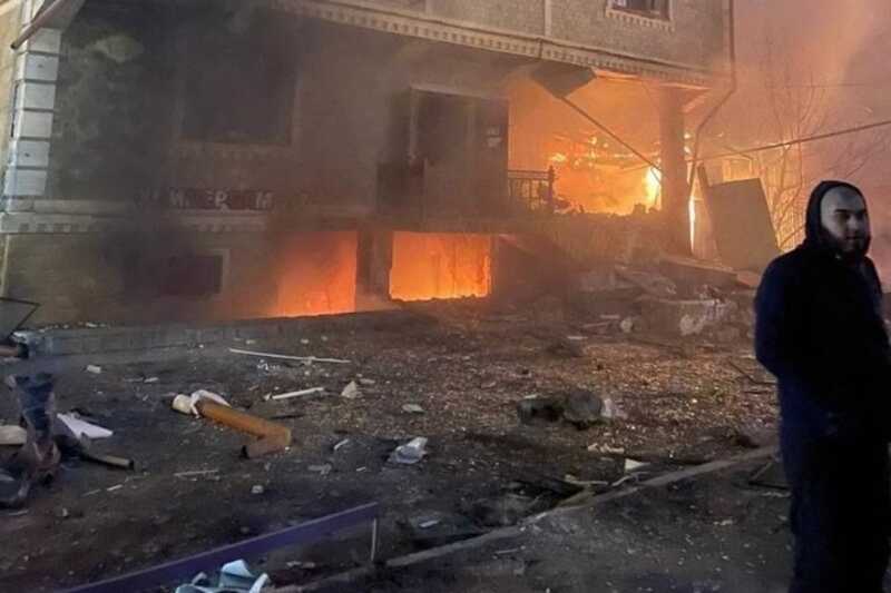 Первые минуты после взрыва в дагестанском Семендере попали на видео