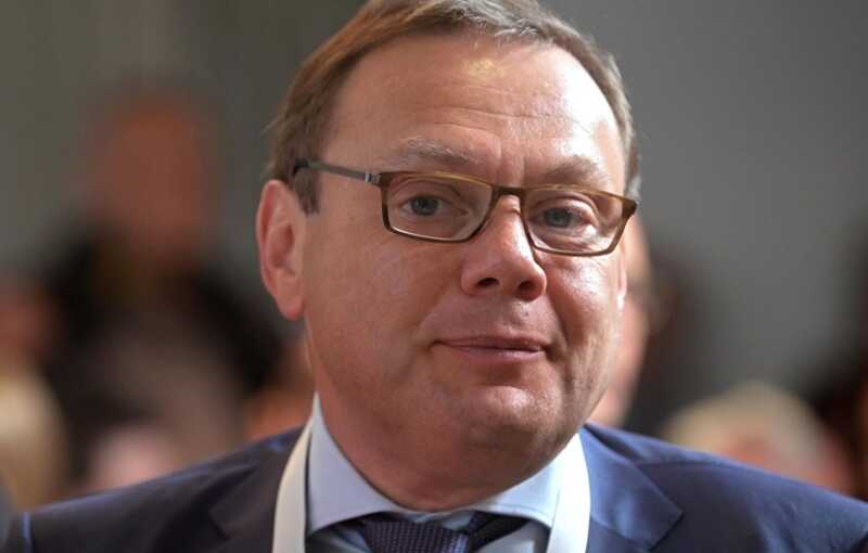 Великобритания прекратила расследование против Фридмана по обходу санкций
