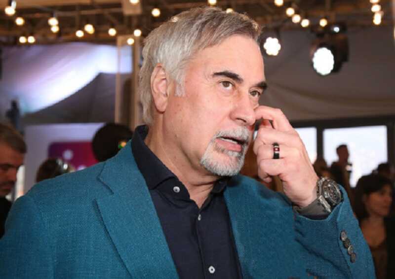 Стало известно, что Валерий Меладзе задолжал России 4 млн рублей