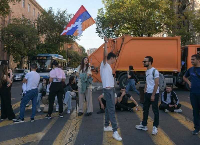 Акция протеста началась у здания правительства Армении в центре Еревана