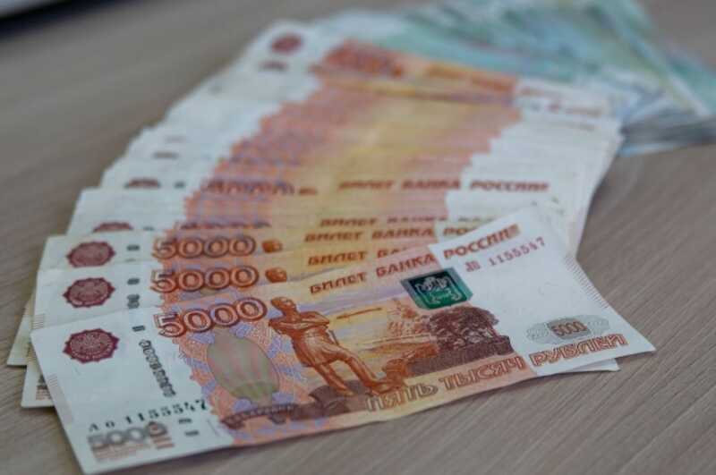 В Кемеровской области мошенник обманул пенсионеров на 670 тыс. рублей