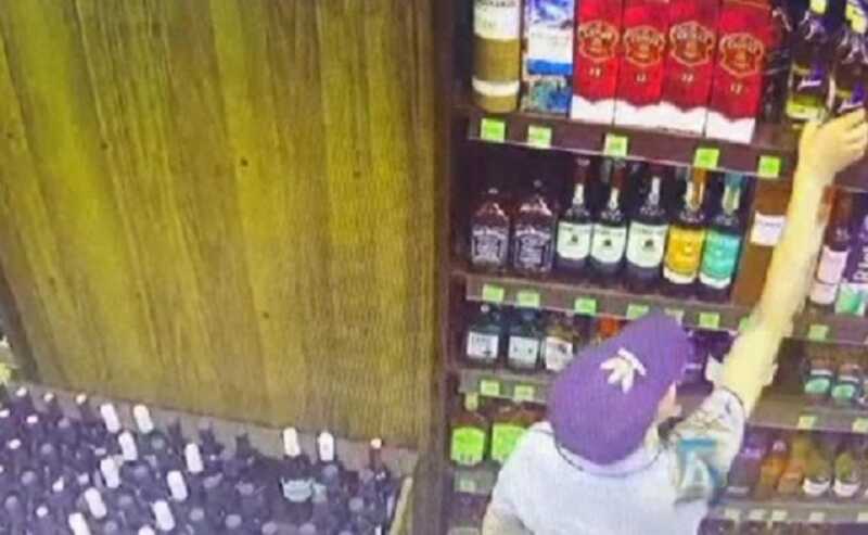 Курганец попал под суд за кражу бутылки коньяка из магазина
