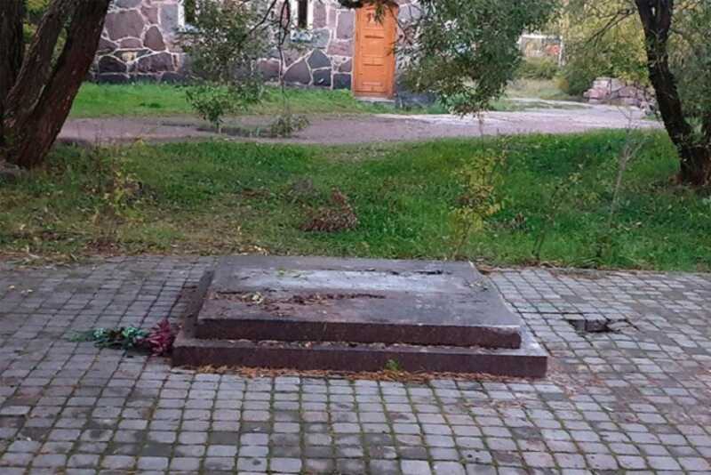В Ленинградской области пропал памятник финским солдатам