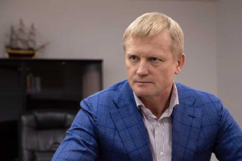 Свой Русакомский для стекольщика Смирнова