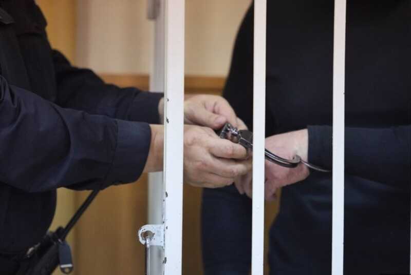 Взятка зампреда Мособлбанка не идет у прокуратуры из ума