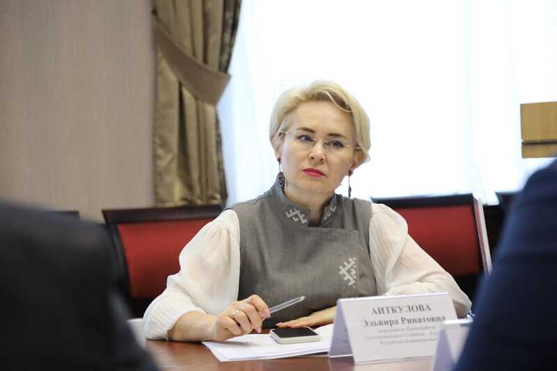 Депутат «Единой России» Эльвира Аиткулова записала ролик из Госдумы и оконфузилась