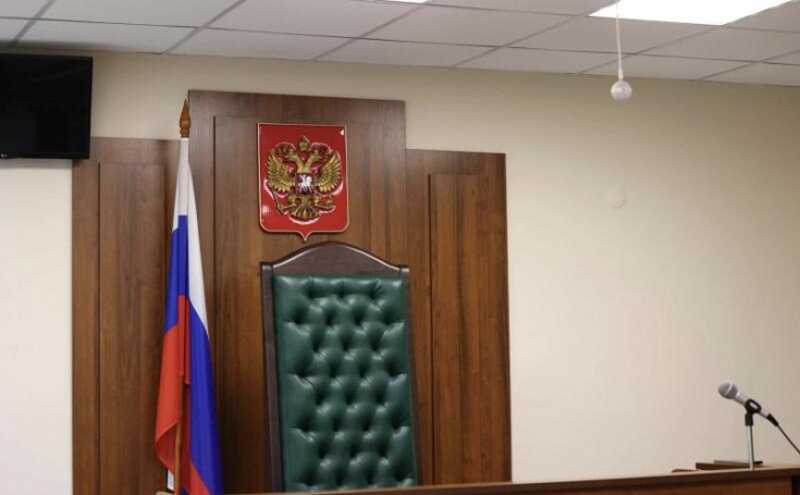 Бывшего новосибирского чиновника приговорили к трем годам условно за мошенничество