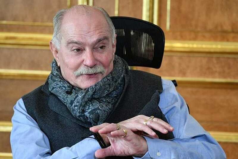 Михалков выгонит человека из своей команды лишь за один безобидный поступок