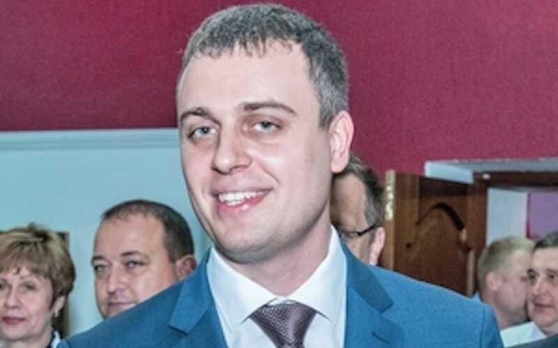 Скажите, Кувайшев, кто ваш Стасенок