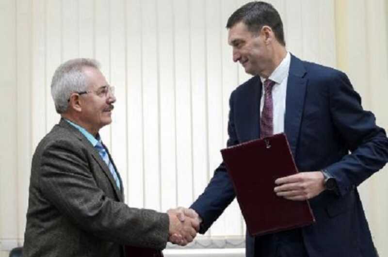 Губернатор добазарился с «Саянскхимпластом»: из офшора достанут 200 миллионов