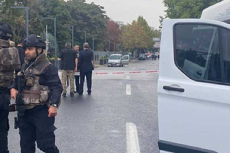 Террорист-смертник подорвал себя у въезда в здание МВД в Анкаре