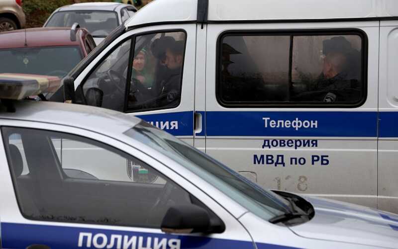 В Уфе неизвестные похитили мужчину на глазах у прохожих