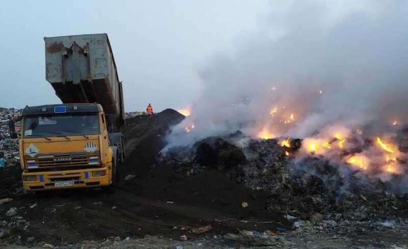 В Краснодарском крае вспыхнул полигон твердых бытовых отходов