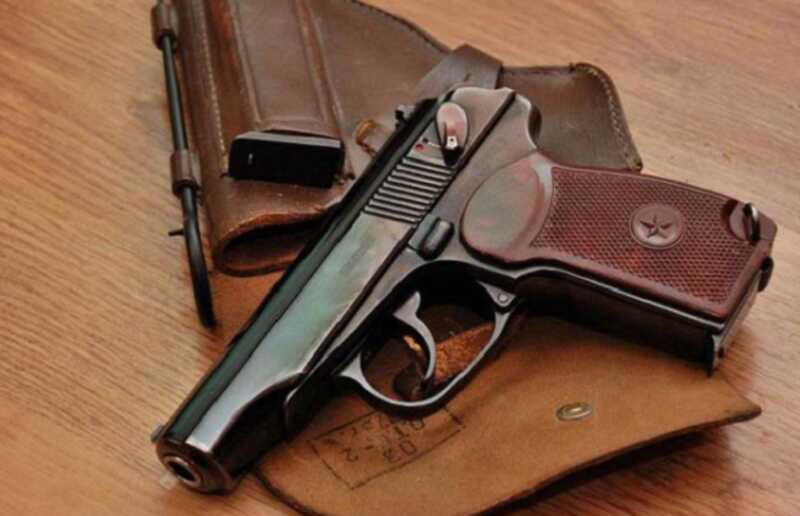 В машине молдаванина полицейские обнаружили 2 пистолета, ножи и взрывчатку