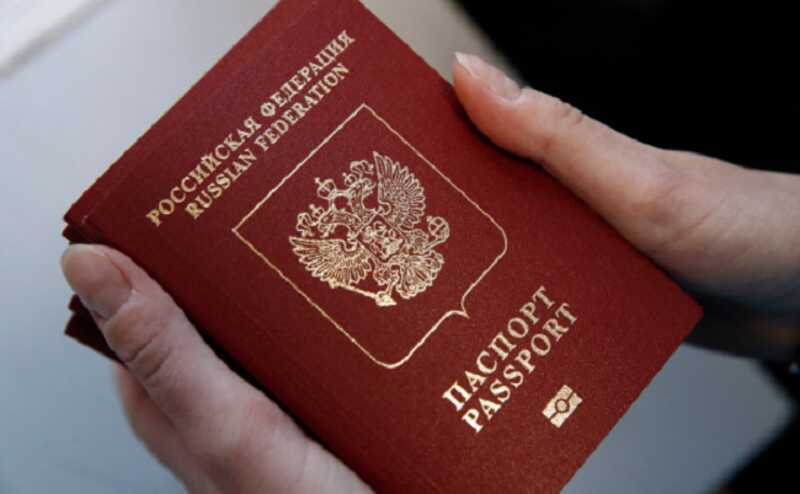 В ХМАО подростку из Египта выдали паспорт без фамилии и отчества