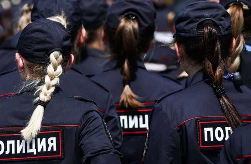 Сотрудницу полиции в российском регионе заподозрили в хищении денег у коллег