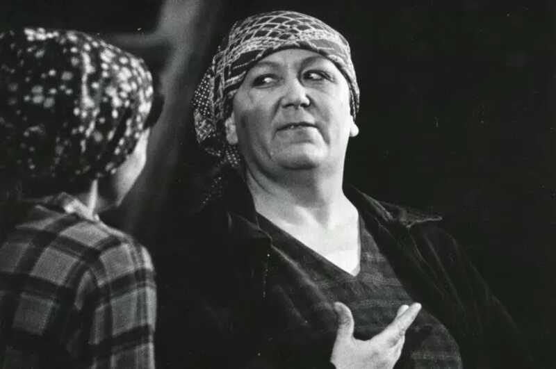 Умерла актриса из фильма "Любовь и голуби" Галина Байнякшина