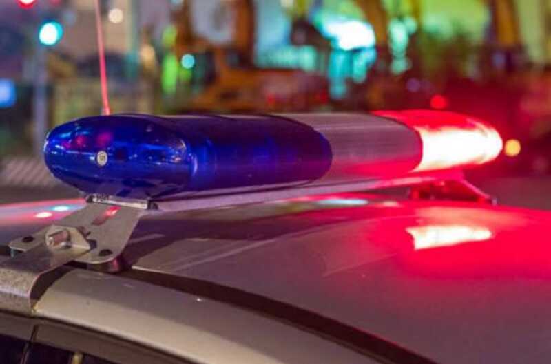 В Пермском крае полицейский переехал лежащего пожарного