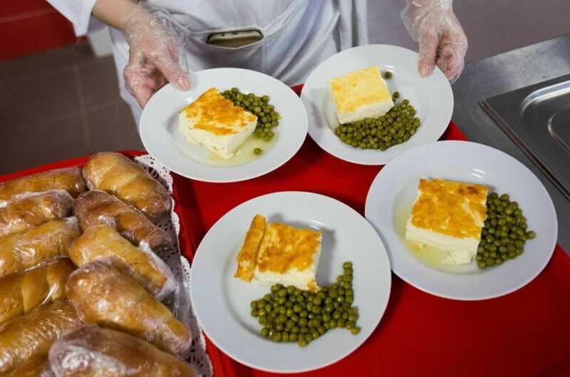 Школьное питание в Красноярске: добрались до уголовки