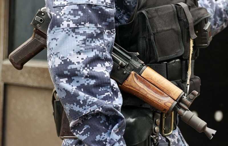 В Петербурге и области проходят масштабные обыски по делу "азербайджанской мафии"