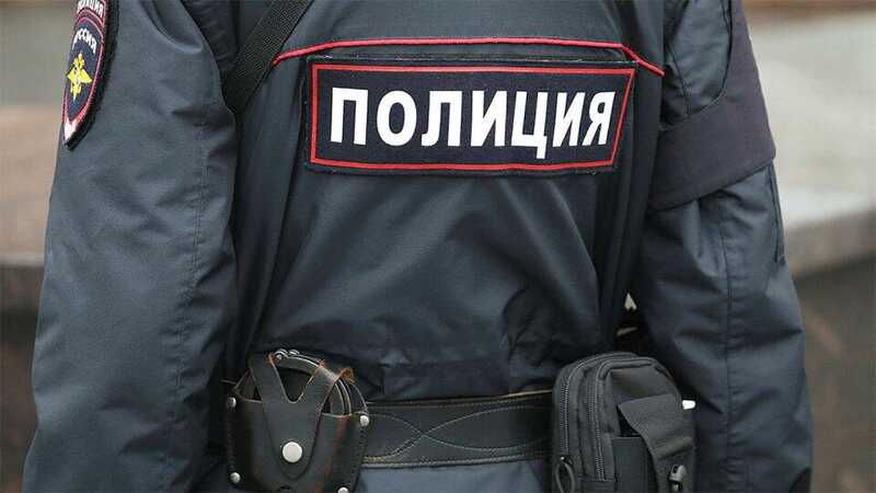 Дагестанский полицейский пристыдил жителей, вышедших на улицу праздновать победу дагестанских бойцов в UFC
