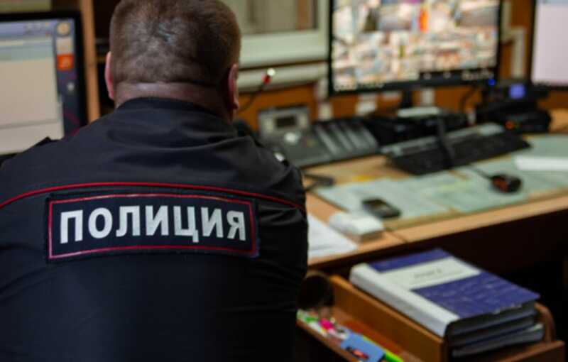 Задержанный за наркотики забайкалец сбежал от трёх конвоиров по пути в больницу