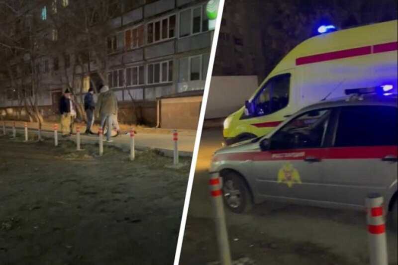 В Новосибирске из окна многоэтажки выпал парень
