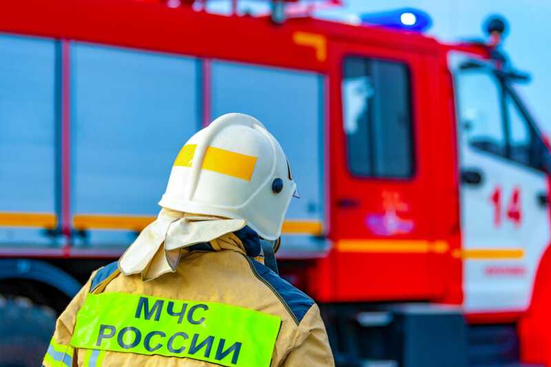 Пенсионер оставил без присмотра церковную свечу в квартире и устроил пожар