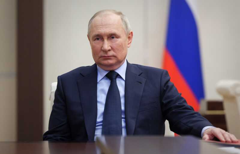 Песков официально опроверг наличие у Путина двойников