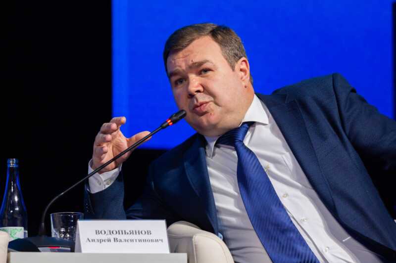 "Токен" для трактора: как Водопьянов "поднимает" КТЗ
