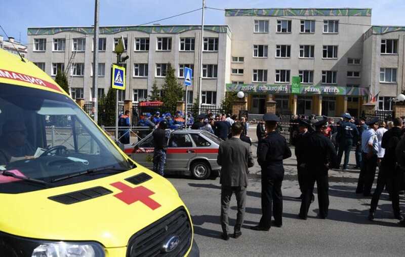 Очевидцы сообщили о проникновении неизвестного в казанскую школу
