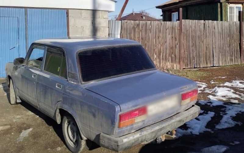 В Челябинской области мужчина угнал автомобиль подруги, угрожая ей ножом