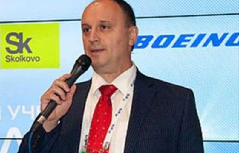 Погибший во время хоккейного матча мужчина ранее возглавлял Boeing-Украина