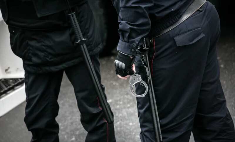 В Екатеринбурге подозреваемого в убийстве подростка привезли на место трагедии
