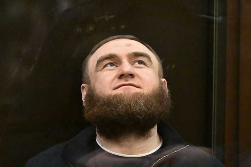 Бывшего российского сенатора отправили в штрафной изолятор за мат