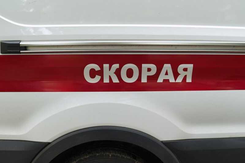 В России трое детей попали в больницу после купания в бассейне