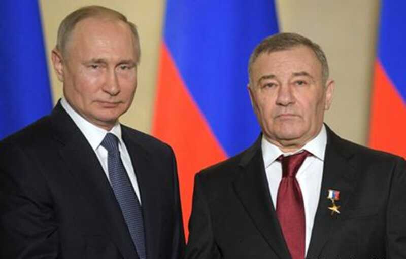 Выгодополучатель латвийской фирмы «IMNI» связан с другом Путина