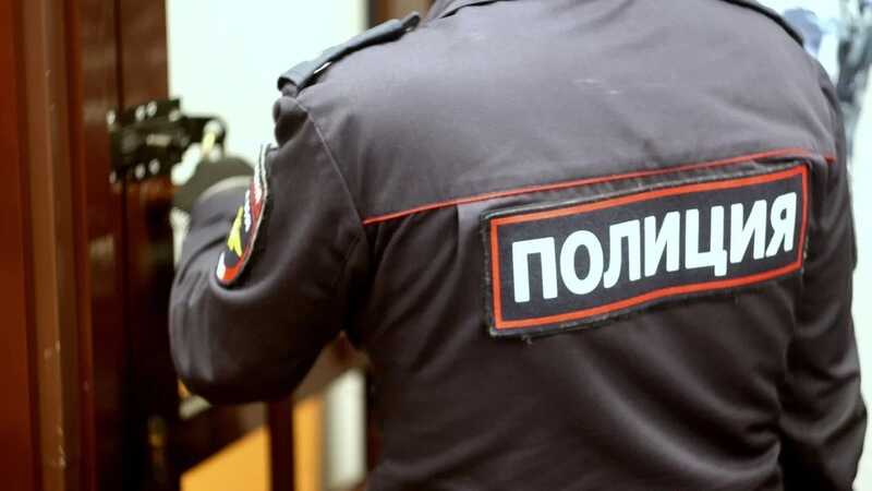 Полицейские из Ульяновской области заставили мужчину написать заявление о краже банковской карты